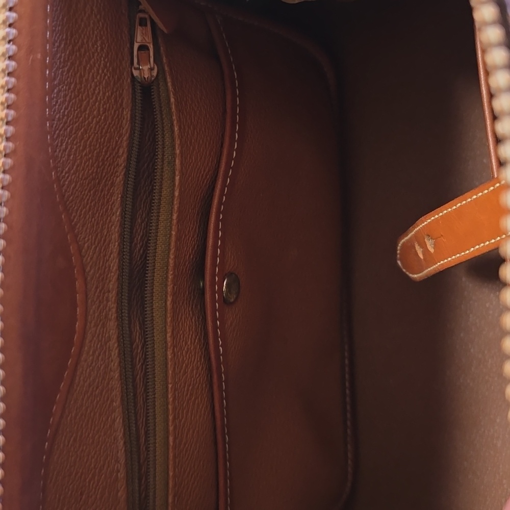 Dooney & Bourke Handbag - Picture 7 of 9